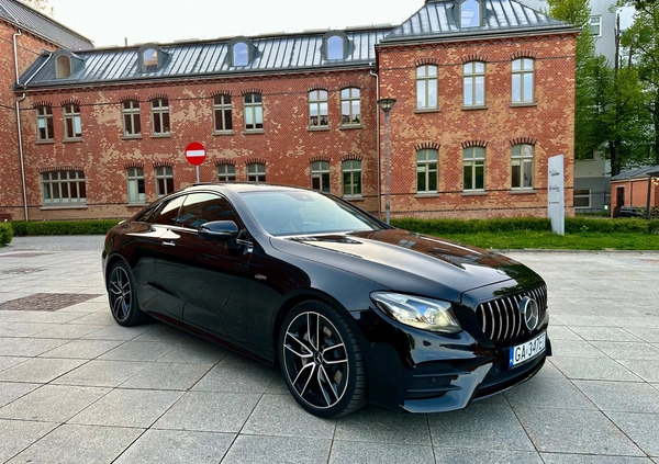 Mercedes-Benz Klasa E cena 284900 przebieg: 102000, rok produkcji 2019 z Gdańsk małe 704